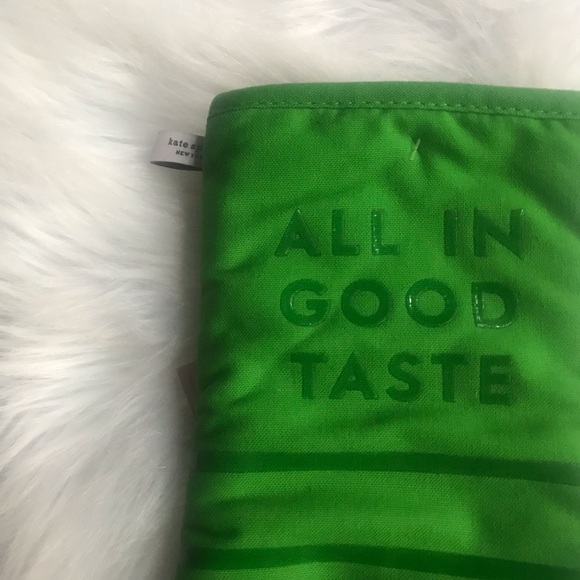 Kate spade “All in Good Taste” Green Oven Mitt - Picture 2 of 5